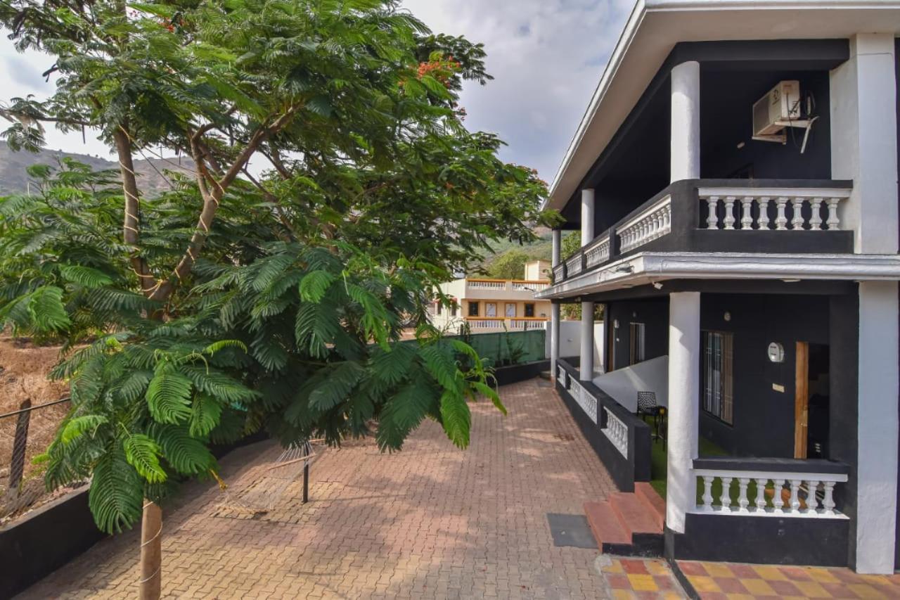 Black Stone Villa Karli Ngoại thất bức ảnh